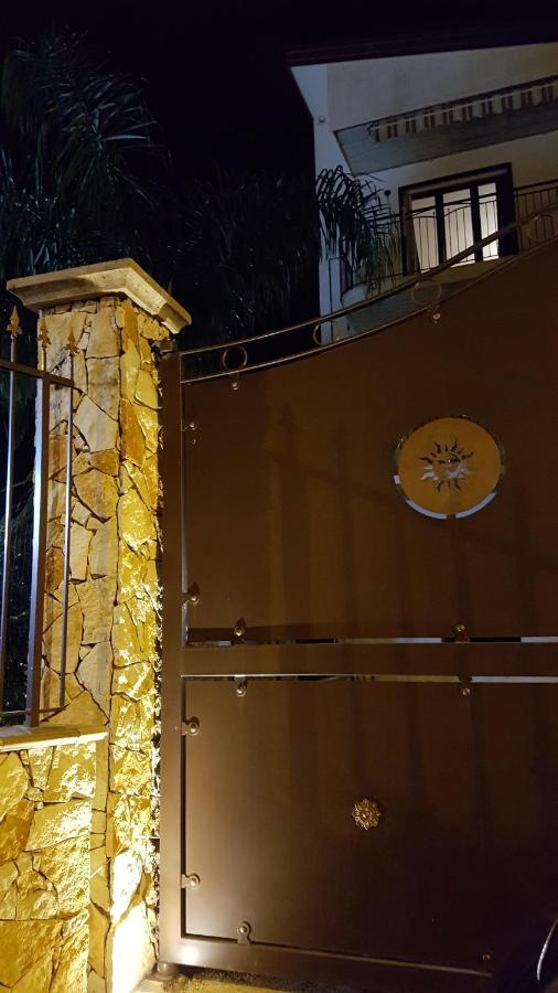Case Vacanza Tony Calatabiano Εξωτερικό φωτογραφία